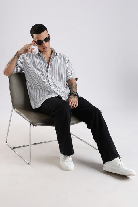 Adro Men Spread Collar Vertical Striped Self Design Cotton Oversized Casual Shirt