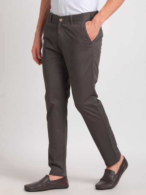 Ankle-Length Cotton Chinos for Timeless Men's Style with Adjustable waist band.