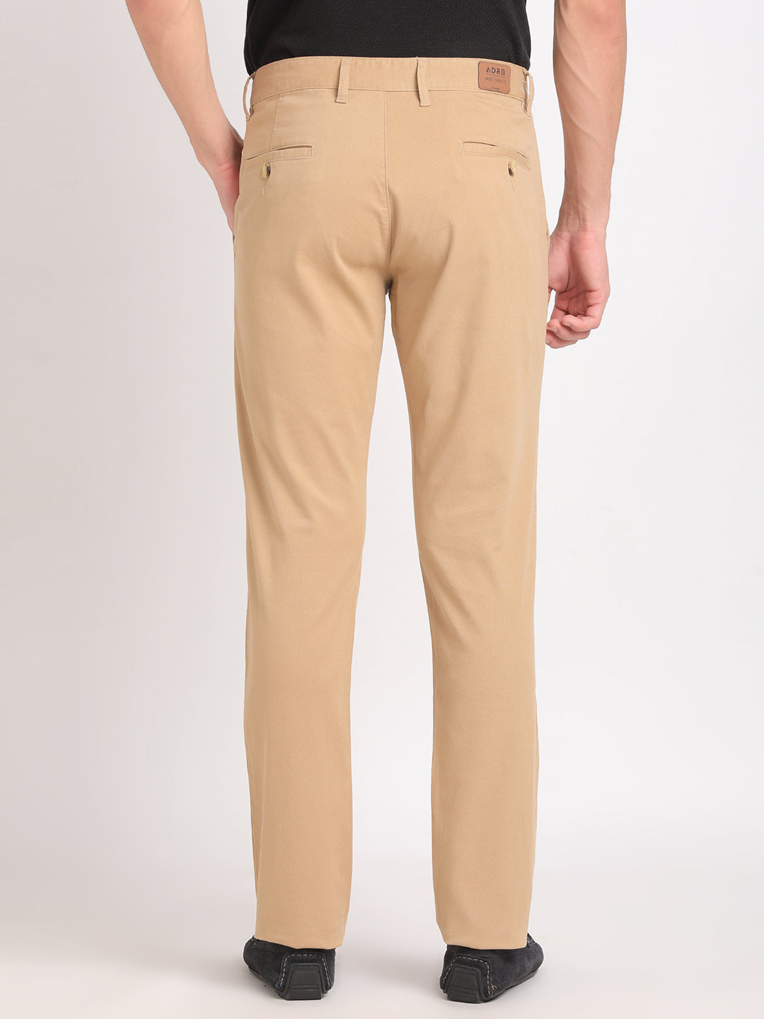Slim fit serge cotton trousers - Men | Mango Man USA